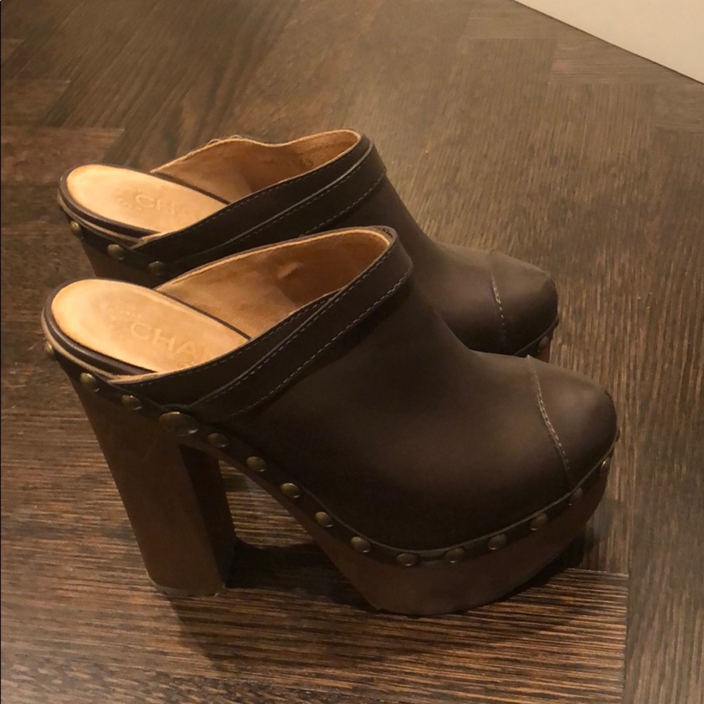Chanel clogs